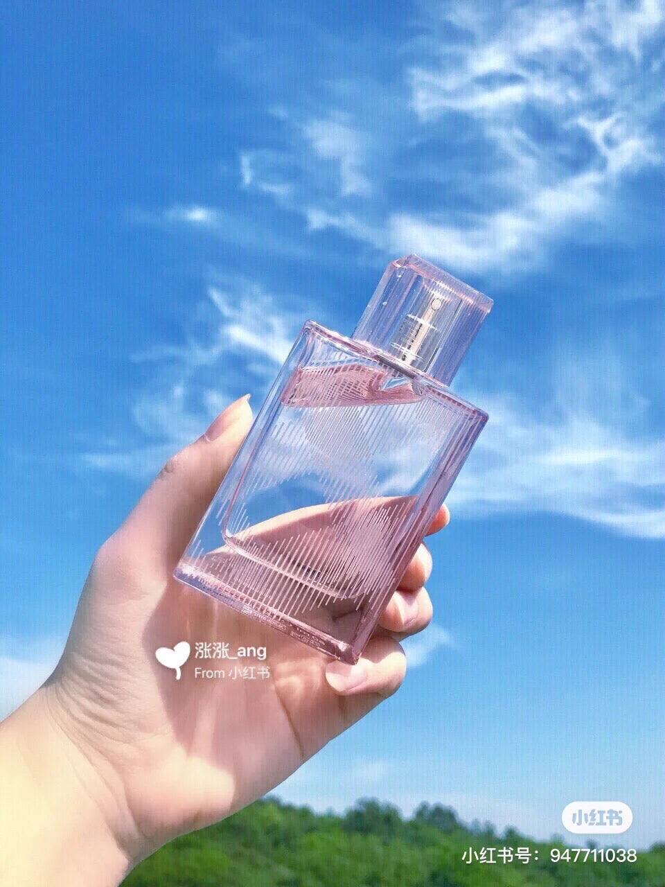 Burberry英伦风格女淡香水100ml 需采购